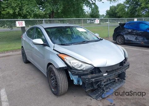 2013 Hyundai Elantra Gls from USA, damaged, VIN 5NPDH4AE0DH157855